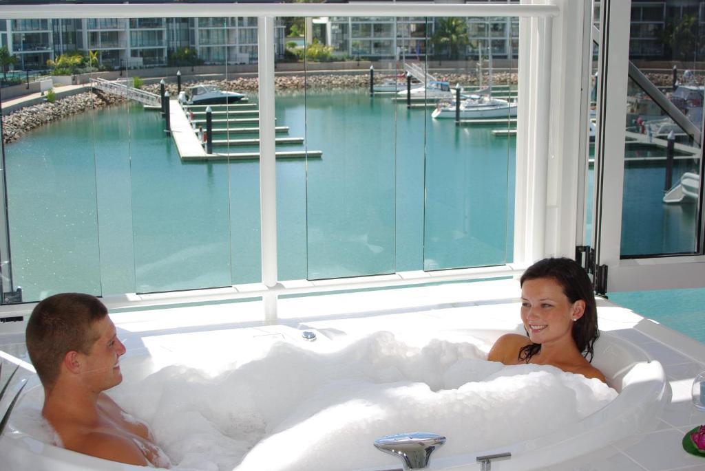 Beachside Magnetic Harbour Apartments Nelly Bay Quarto foto